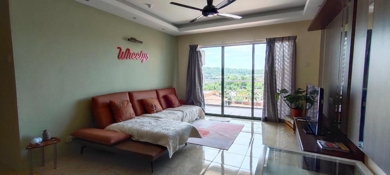 Gold Coast International Resort Kampong Bukit Beruang 외부 사진